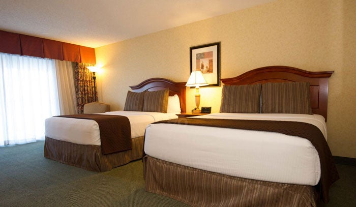 RedLionHotel-WaterViewDoubleQueen_courtesy_700 Water View Double Queen Room at Red Lion Port Angeles