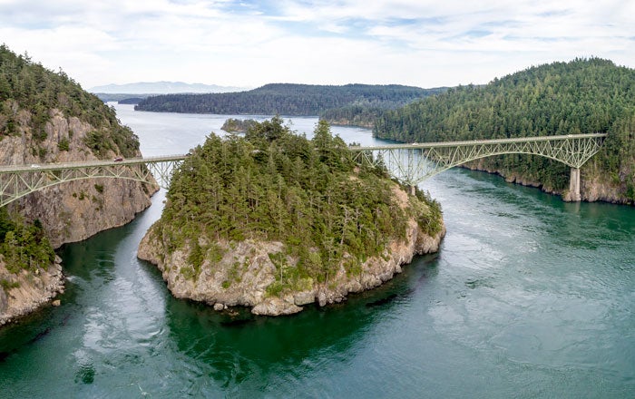 WA-DeceptionPassBridge_DP_700 Deception Pass Bridge over Tourist Lookout Island in Washington
